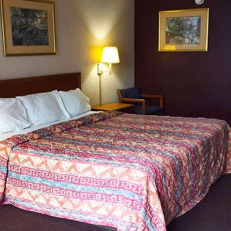 Magnuson Hotel Columbia Luaran gambar